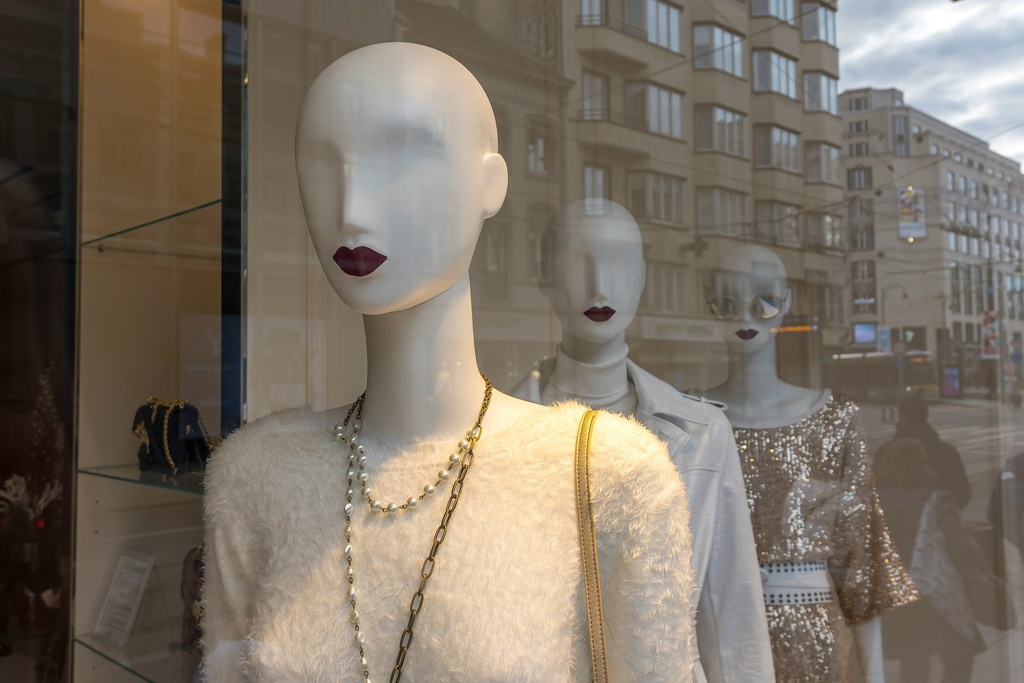 Mannequins in a fashion store