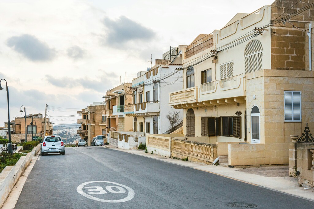 road with beige residentials buildings