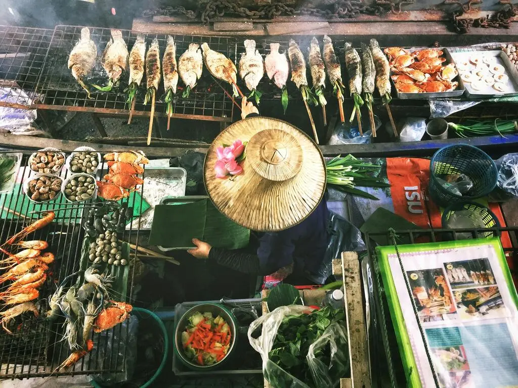 Food market in Thailand with fresh seafood and spices. Interesting facts about Thailand.