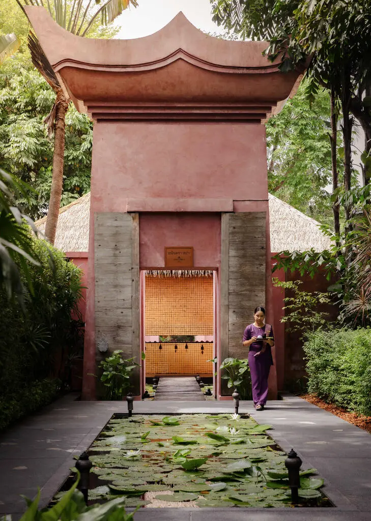 Anantara Bophut Koh Samui – Honest Family Review 2025 36 A pond in a courtyard.