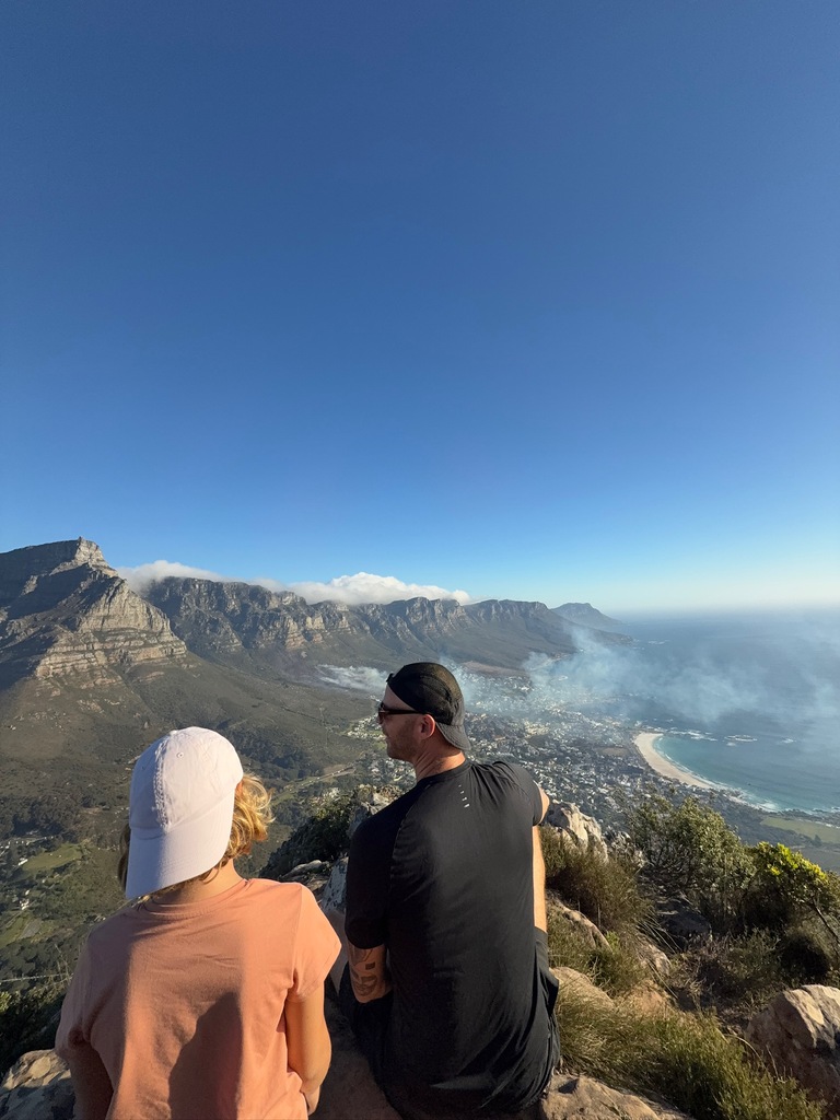 Lion's Head Hike with Kids – Is It Safe? Honest Family Guide 5 Two people enjoying a scenic view.
